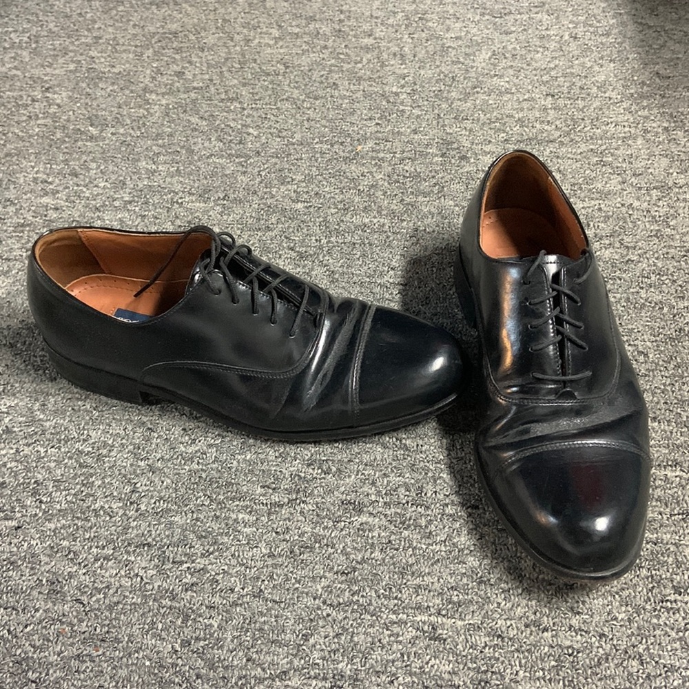 Mens leather dress shoes
